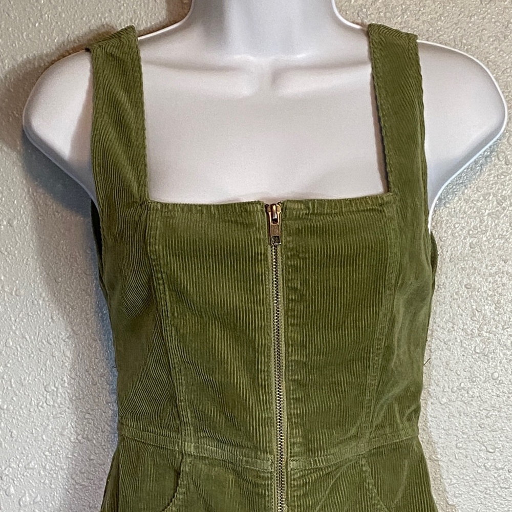 Alice + Olivia Green Corduroy Mini Dress - Picture 4 of 8